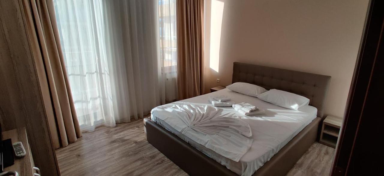Nor Apartments Summerland Mamaia Eksteriør bilde